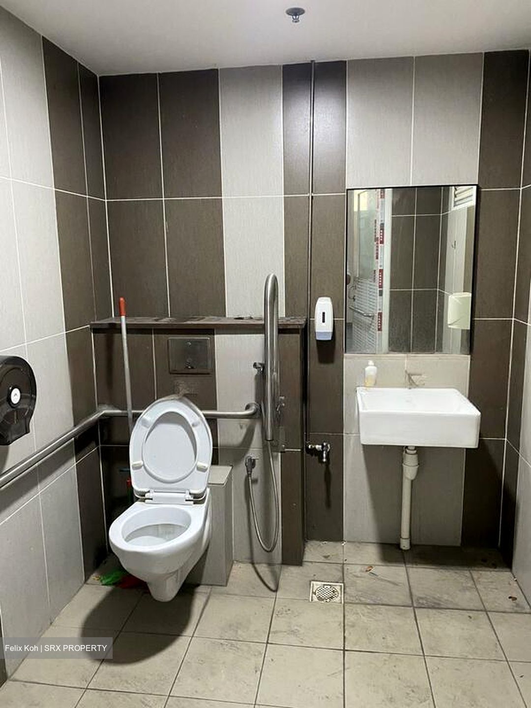 Tuas South Connection (D22), Factory #483773541